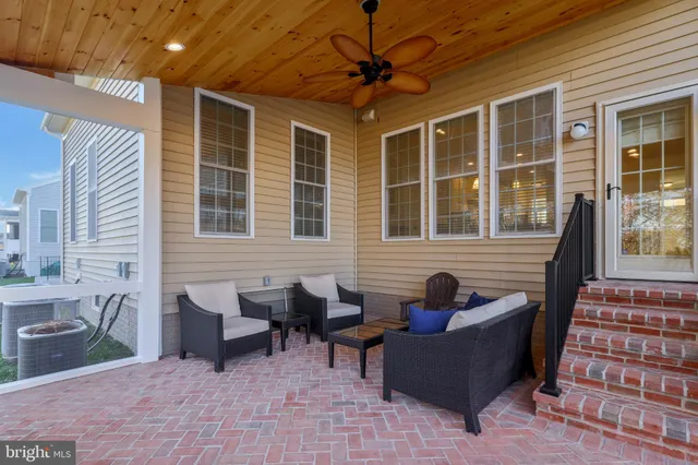 $1,375,000 | 24111 Audubon Trail Drive, Aldie, VA 20105