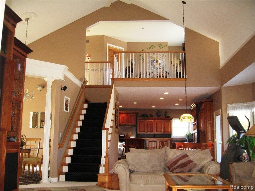 11162 Rivendell Court Pinckney, MI 48169 - Photo 9 of 25 Great Room & Upper Landing