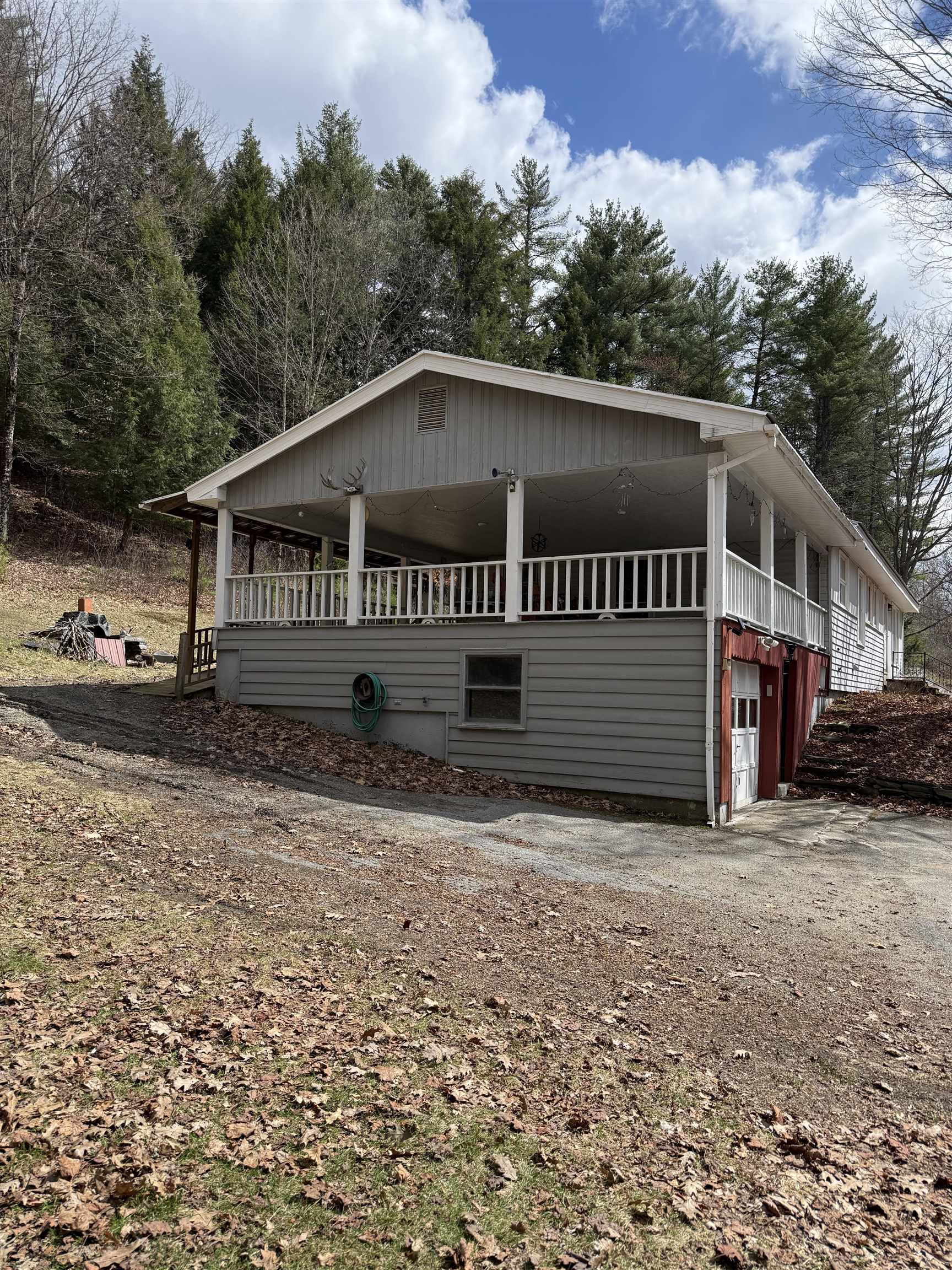 45 Rocky Ridge Road St. Johnsbury, VT 05819 - Photo 2 of 17