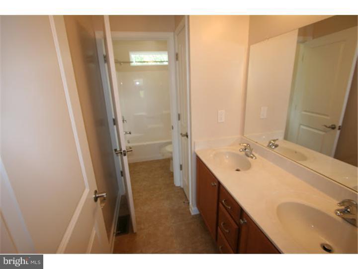 2865 Garwood Road Sicklerville, NJ 08081 - Photo 10 of 19 Master Bathroom