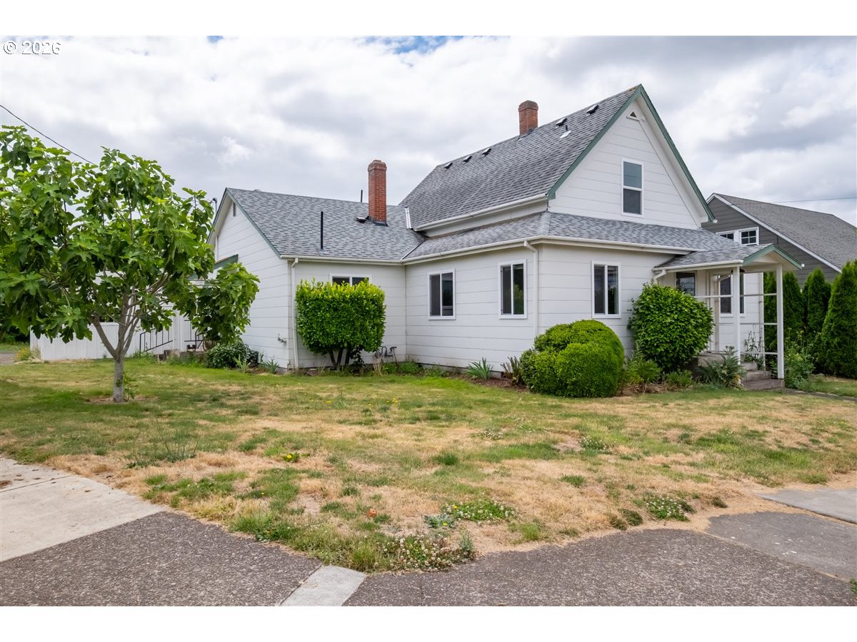 485 North Main Street Mount Angel, OR 97362 - Photo 3 of 45