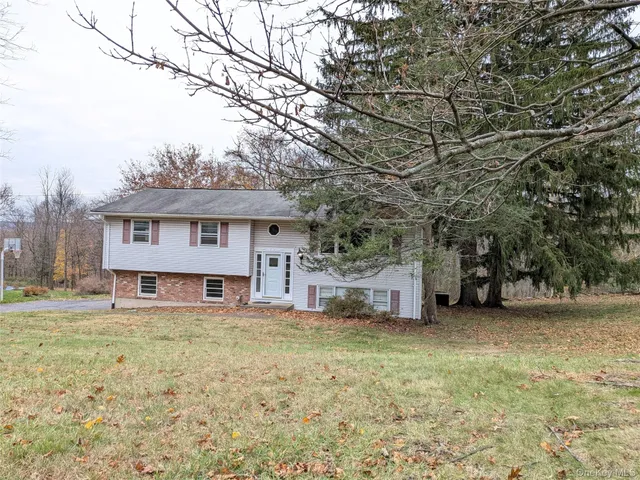 $3,900 | 29 Astor Place, Monsey, NY 10952