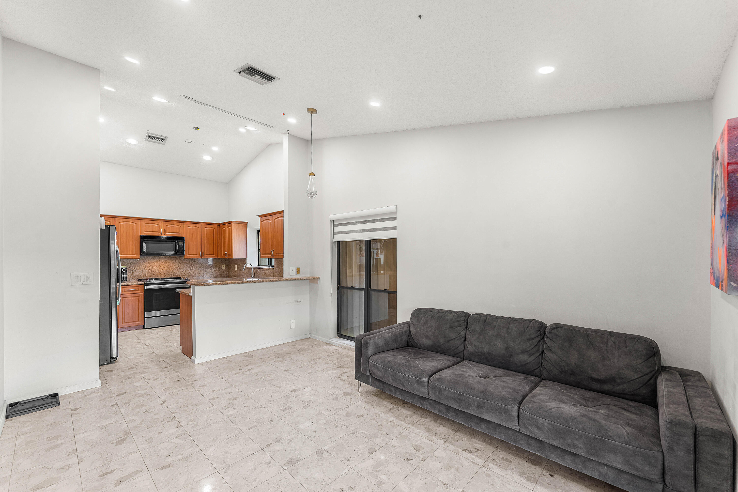 7587 Solimar Circle Boca Raton, FL 33433 - Photo 11 of 24 021-7587SolimarCircle-BocaRaton-FL-33433