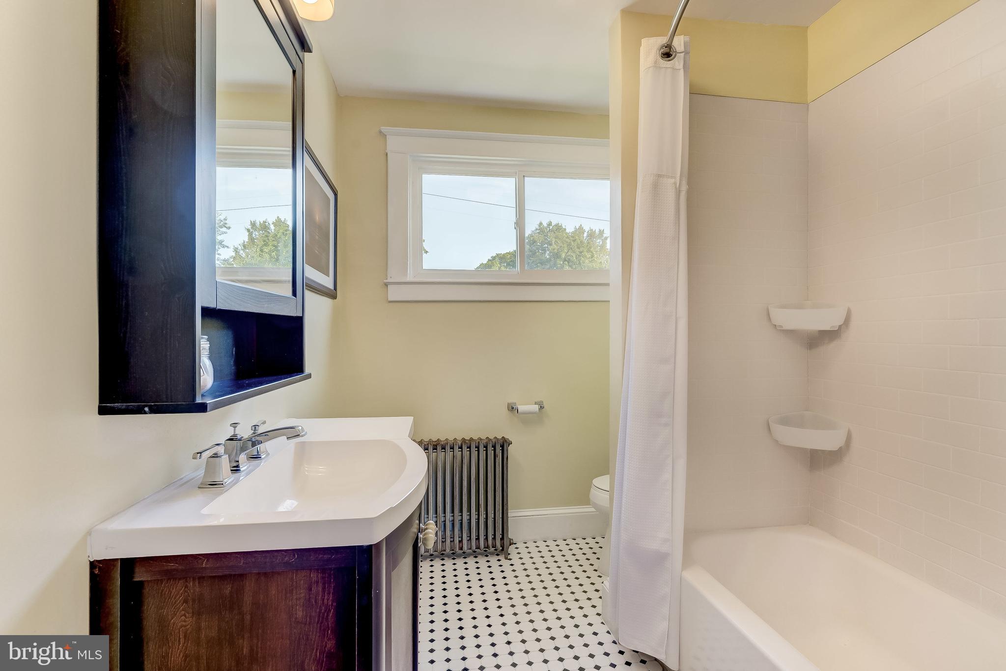 116 South Rolling Road Catonsville, MD 21228 - Photo 27 of 40 Remodeled Upper Level Hallway Bathroom