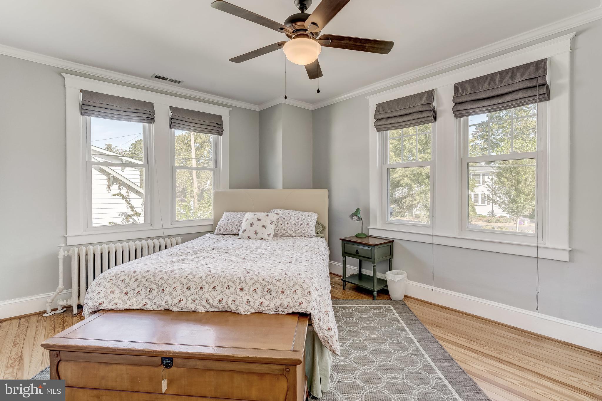 116 South Rolling Road Catonsville, MD 21228 - Photo 29 of 40 Beautiful Bedroom 3