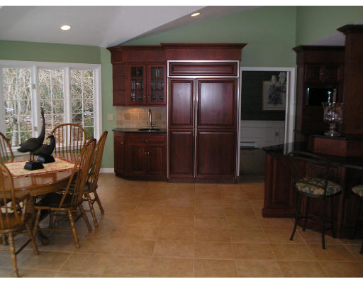 7 Ridge Road Norfolk, MA 02056 - Photo 2 of 13 Gallery Image 2