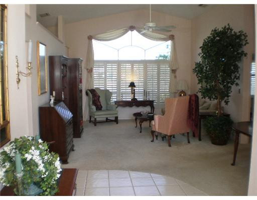9727 Tavernier Drive Boca Raton, FL 33496 - Photo 2 of 16 Living Room