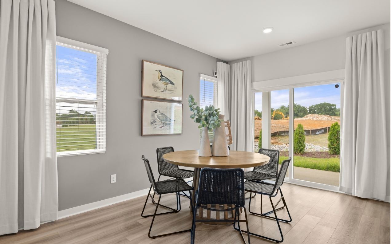 2500 William's Rdg Drive Columbia, TN 38401 - Photo 9 of 18 Not actual home. Picture of the model home in community.