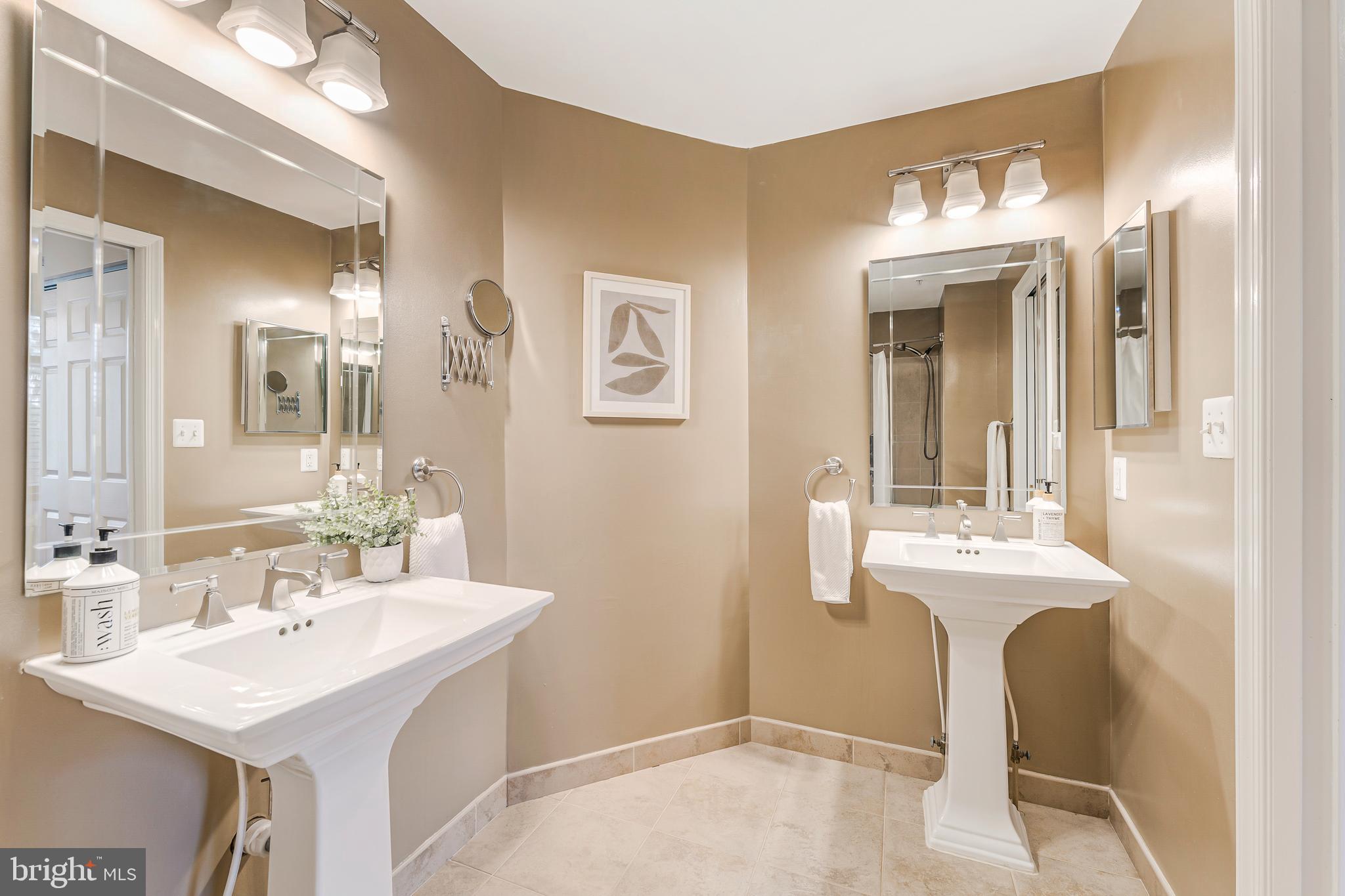 11405 Windleaf Court, Unit 25 Reston, VA 20194 - Photo 24 of 38 Gallery Image 24