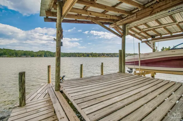 a picture of floor plan