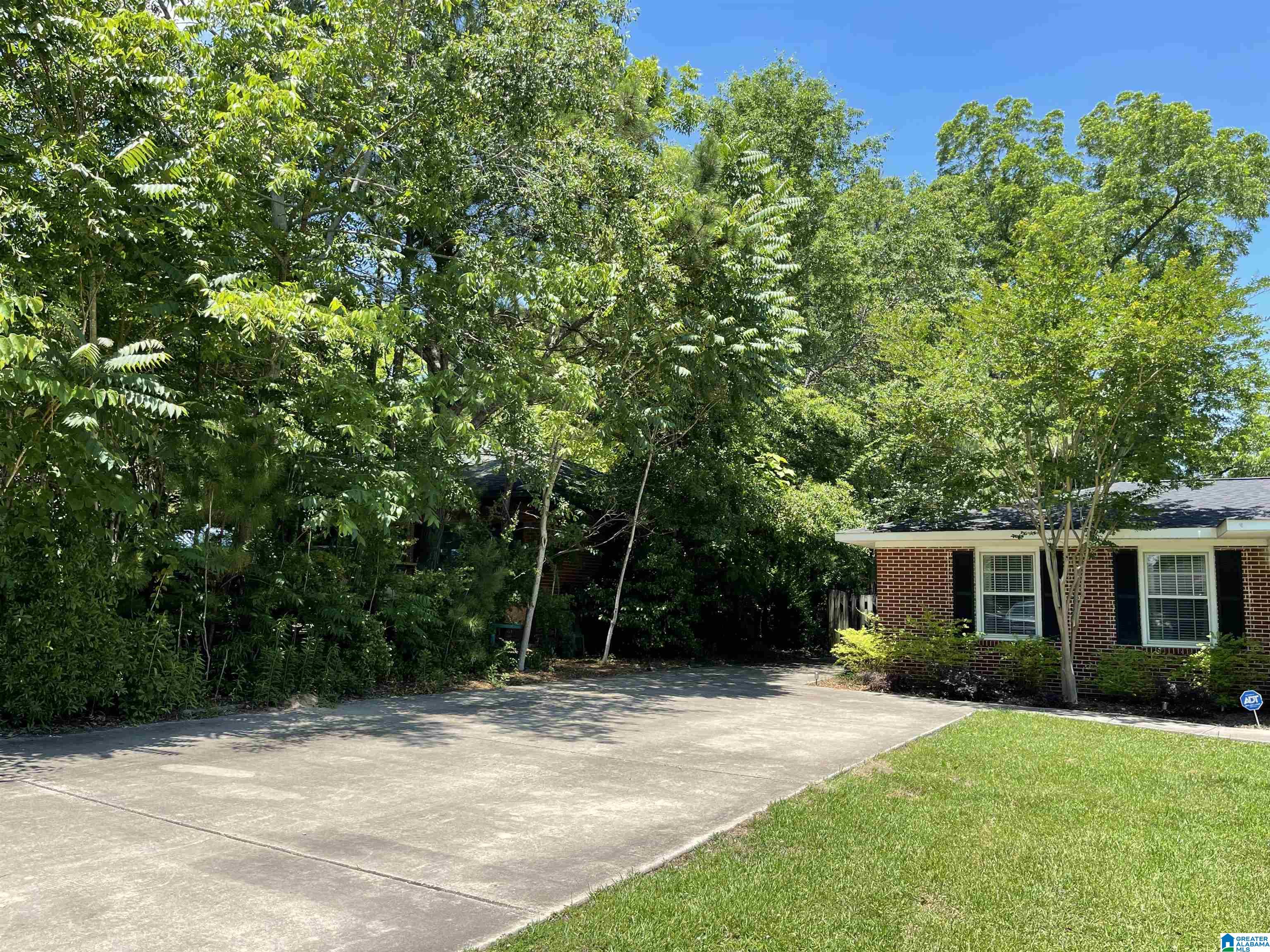 100 Lilla Avenue Clanton, AL 35045 - Photo 9 of 49