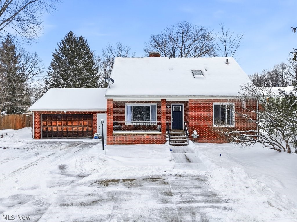 Front of home with porch