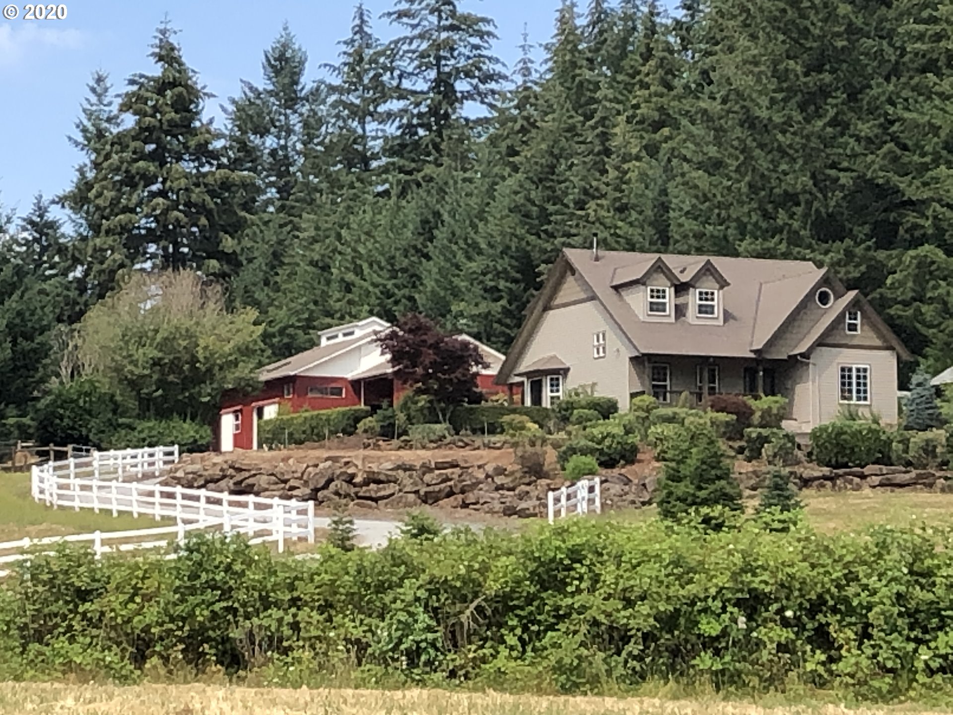 19665 South Lyons Road Oregon City, OR 97045 - Photo 2 of 32
