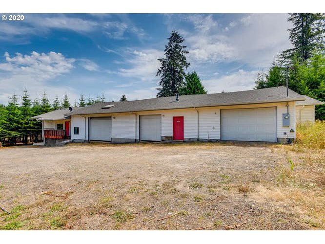 19665 South Lyons Road Oregon City, OR 97045 - Photo 8 of 32