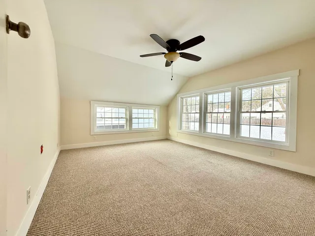 $2,000 | 278 Main Street, Unit 3, Hopkinton, NH 03229