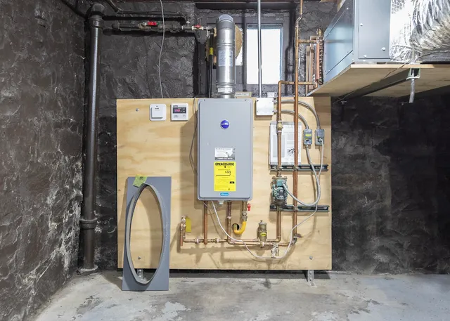 $394,000 | 5825 East Superior Street, Duluth, MN 55804