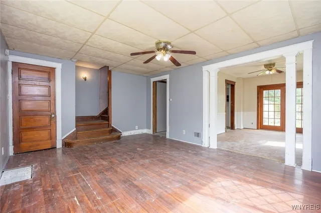 $89,900 | 2215 South Avenue, Niagara Falls, NY 14305