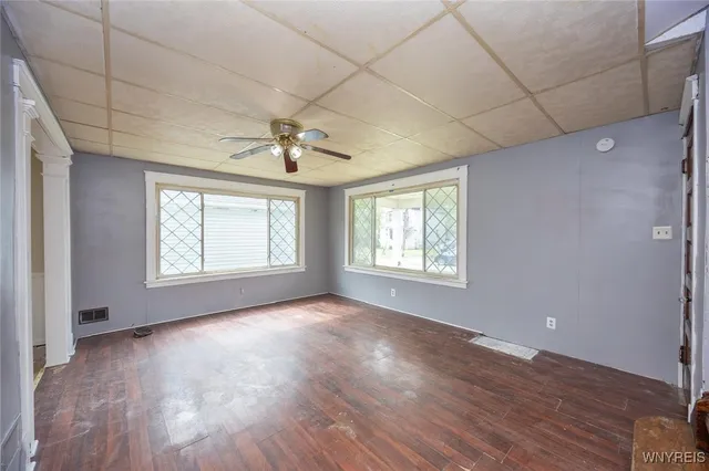 $89,900 | 2215 South Avenue, Niagara Falls, NY 14305