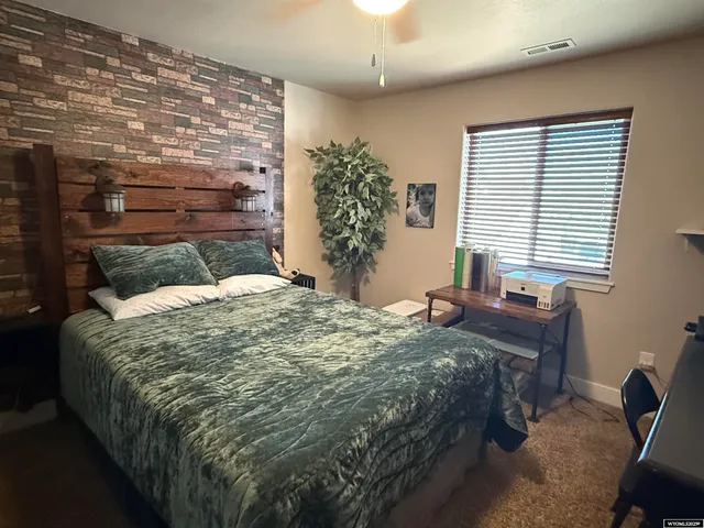 $315,999 | 3223 Carbide Trail Road, Casper, WY 82604