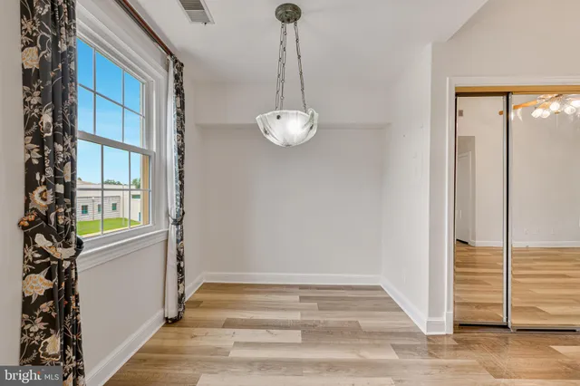 $365,000 | 2807 Arlington Boulevard, Unit 301, Arlington, VA 22201