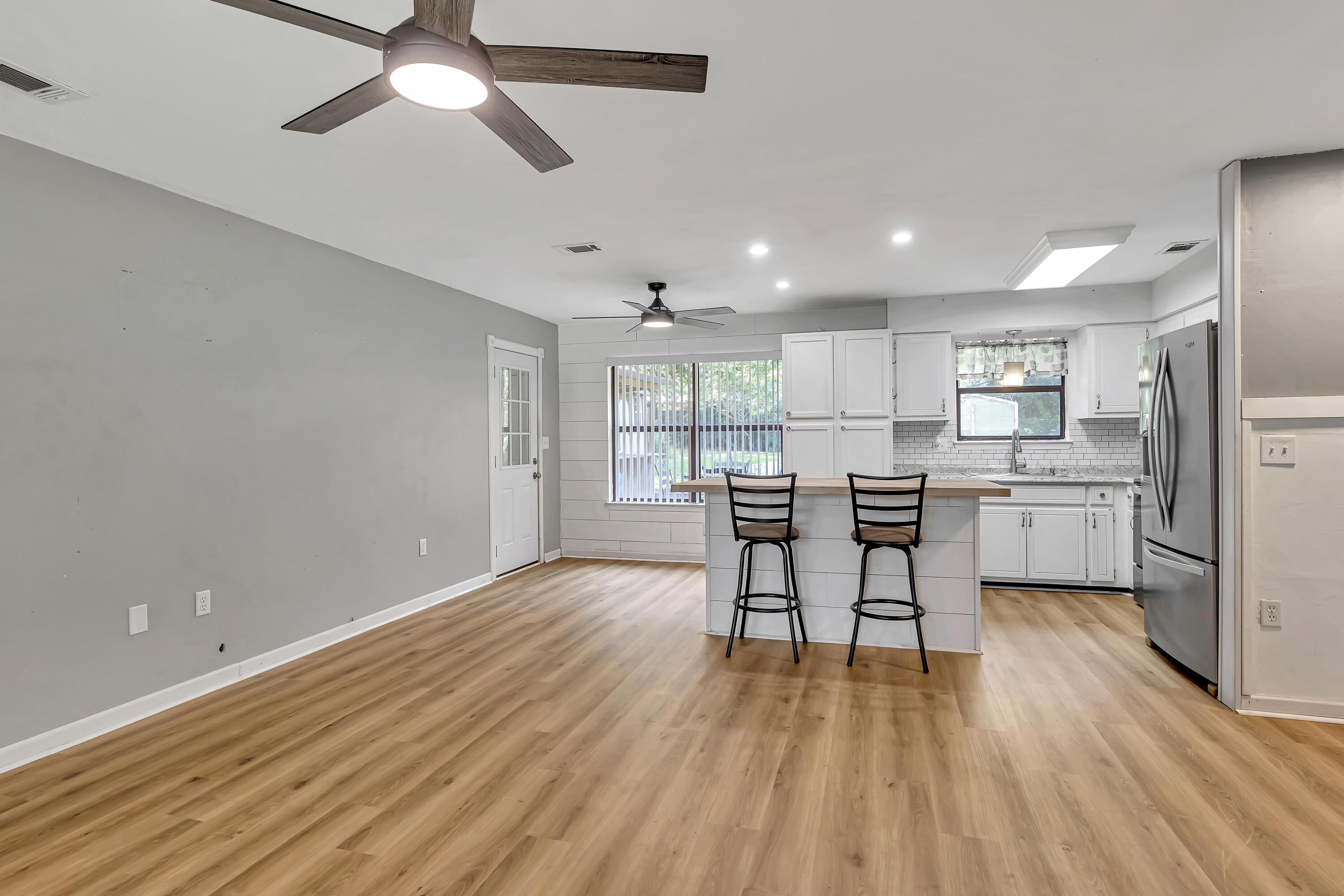 3167 Maple Street Crestview, FL 32539 - Photo 8 of 35 10_f8_3167MapleSt_010