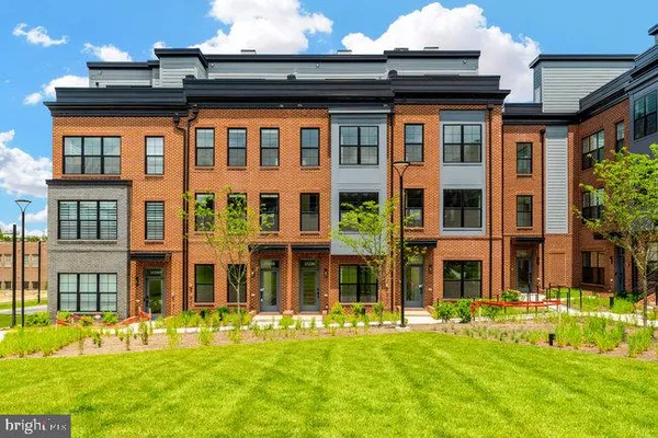 $5,000 | 11236 Bunsen Street, Reston, VA 20190