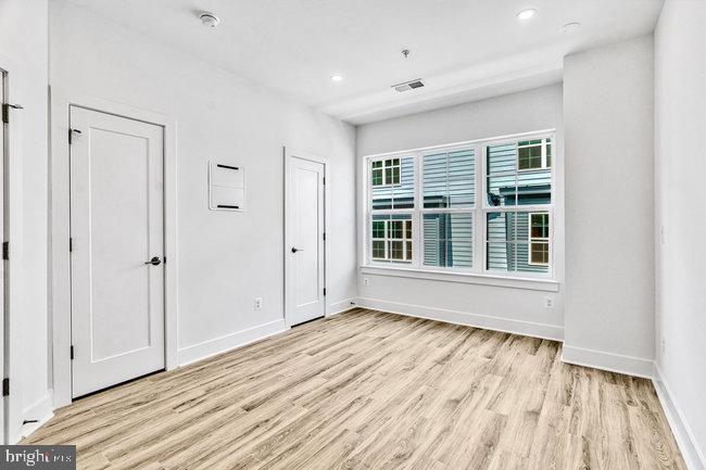 11236 Bunsen Street Reston, VA 20190 - Photo 26 of 61 Bright and airy blank canvas space.