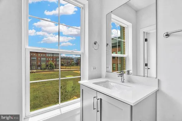 $5,000 | 11236 Bunsen Street, Reston, VA 20190