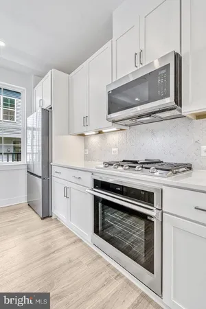 $5,000 | 11236 Bunsen Street, Reston, VA 20190