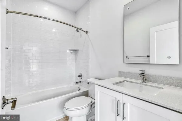 $5,000 | 11236 Bunsen Street, Reston, VA 20190