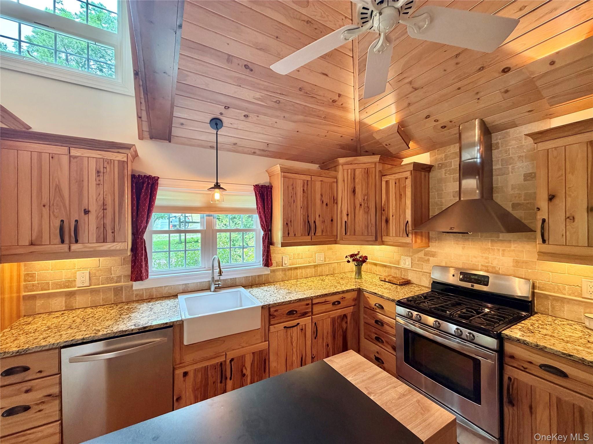 85 Plank Road Napanoch, NY 12458 - Photo 13 of 28