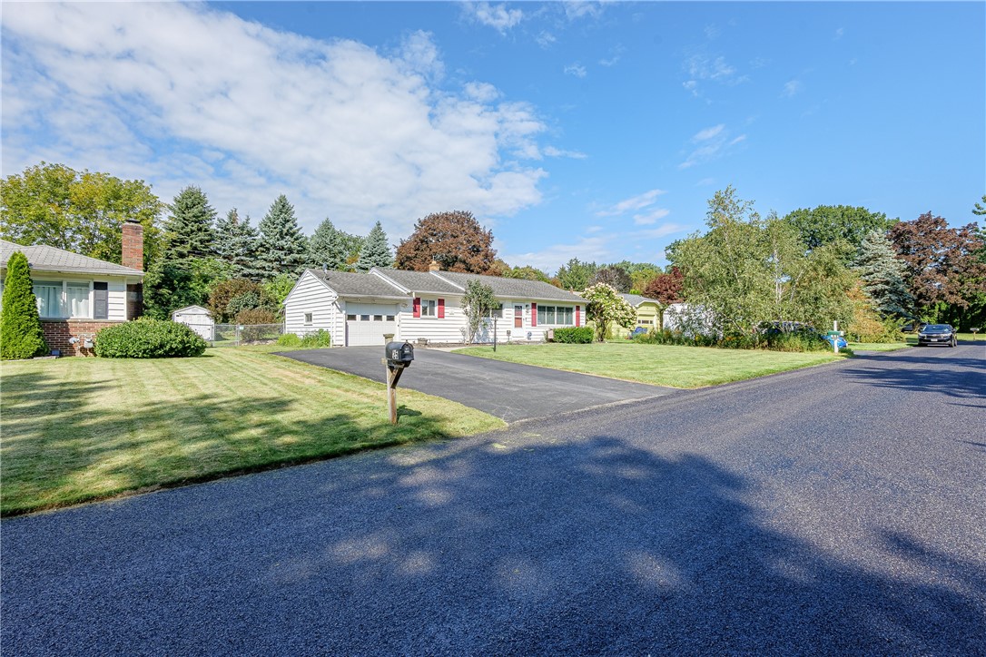 25 Dorington Road Irondequoit, NY 14609 - Photo 33 of 42 Gallery Image 33