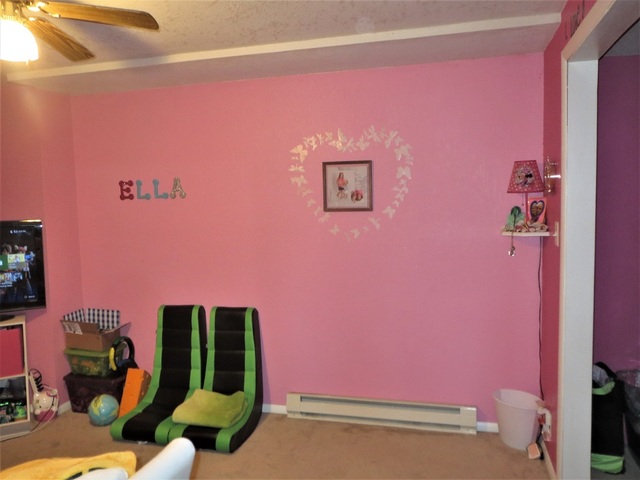9536 West Woosung Road Dixon, IL 61021 - Photo 15 of 24 a living room with furniture