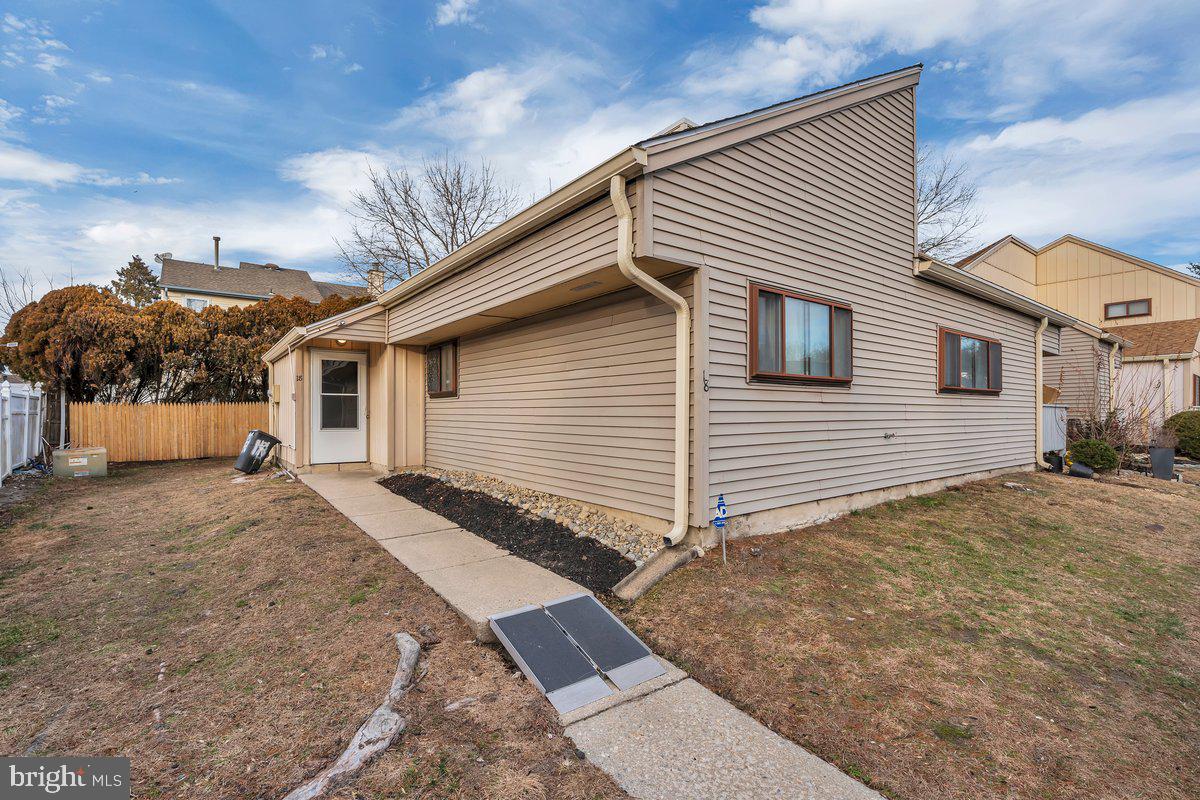18 Chiswick Drive Lindenwold, NJ 08021 - Photo 3 of 23 a view of backyard of house