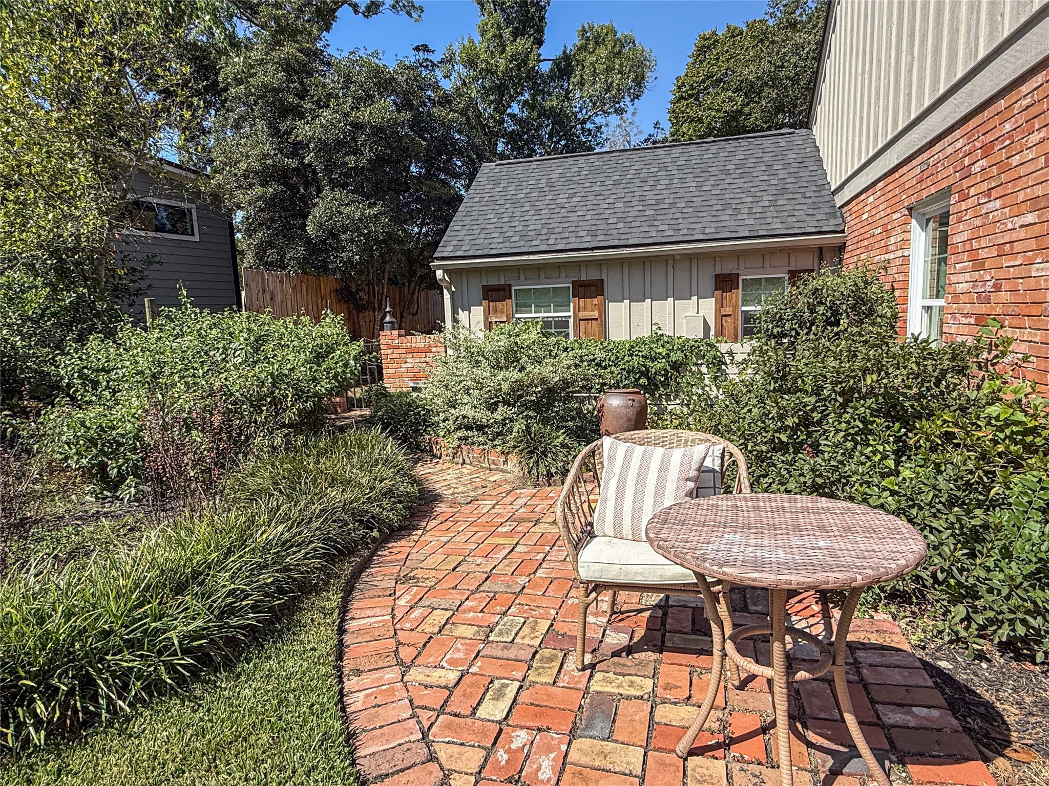 1704 Harrison Road Brenham, TX 77833 - Photo 32 of 34 a view of outdoor sitting area with furniture