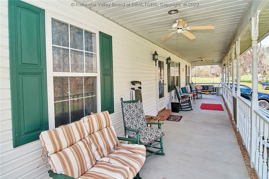 892 Adkins Branch Road St. Albans, WV 25177 - Photo 10 of 40 Gallery Image 10