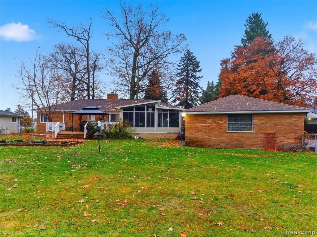 15491 18 Mile Road Clinton Township, MI 48038 - Photo 34 of 45