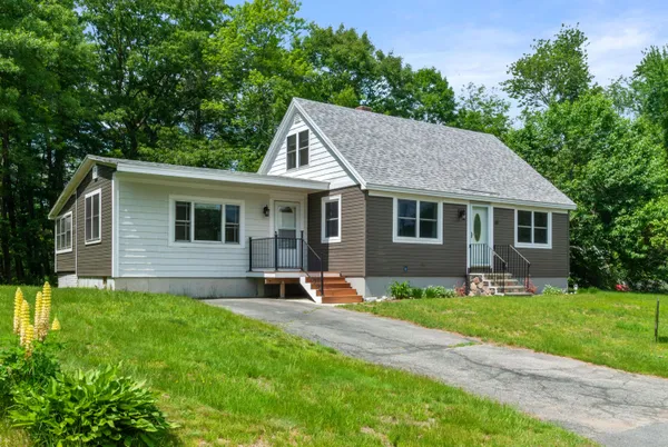 $474,500 | 86 Merrymeeting Road, Brunswick, ME 04011