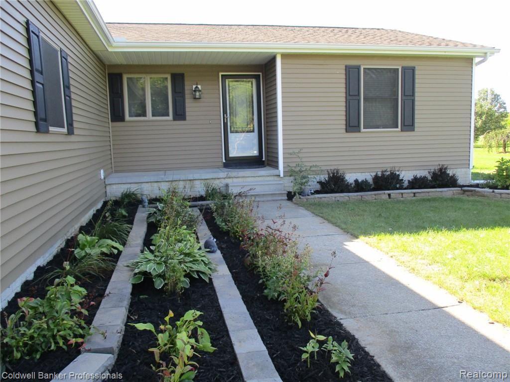 5154 South Byron Road Durand, MI 48429 - Photo 56 of 56 LANDSCAPING.JPG