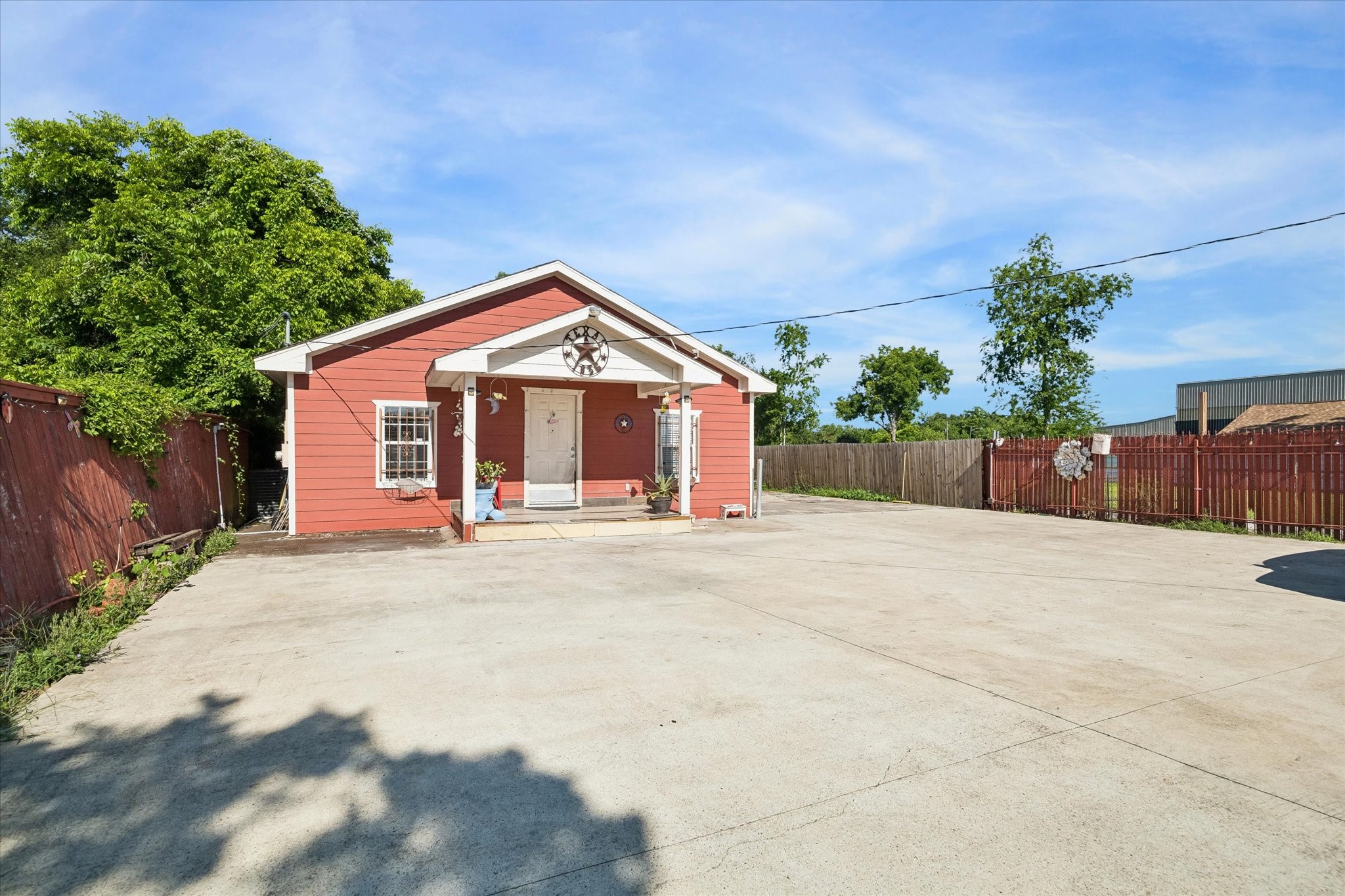 9944 East Hardy Road Houston, TX 77093 - Photo 10 of 44