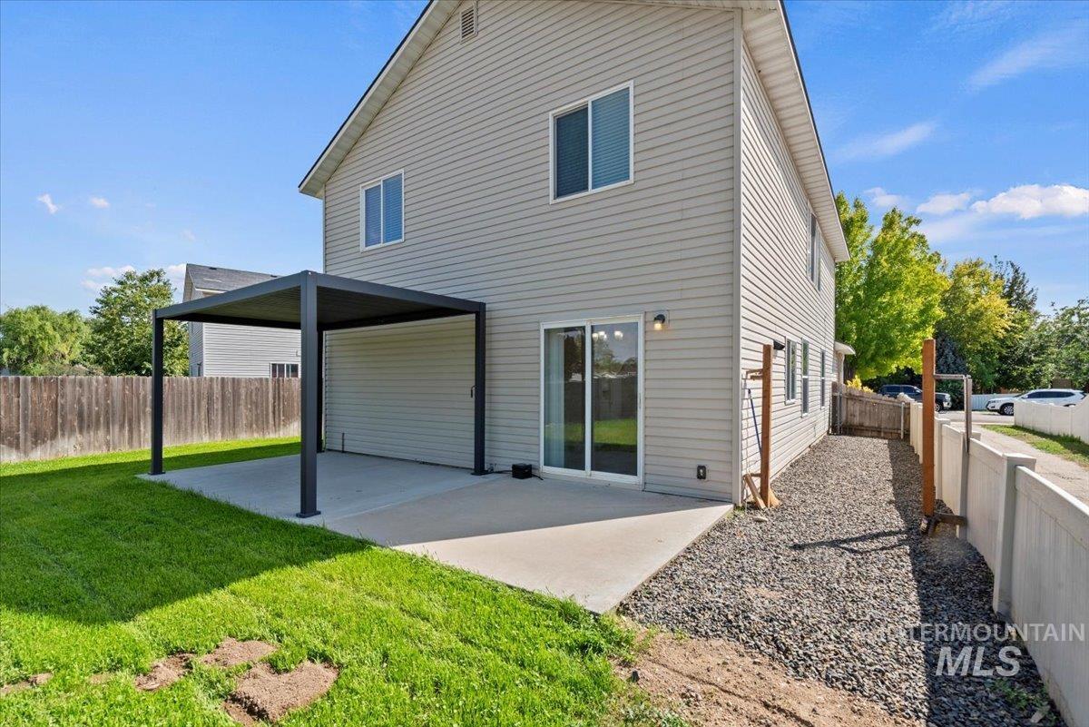 994 North Gray Cloud Way Meridian, ID 83642 - Photo 28 of 28 Rear view of property featuring a patio area