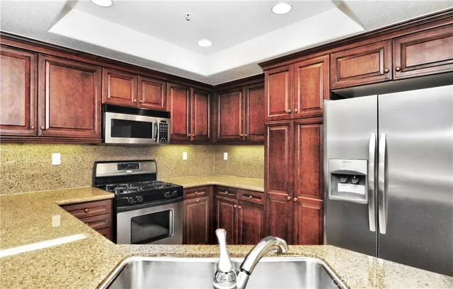 $4,300 | 165 Stepping Stone, Irvine, CA 92603