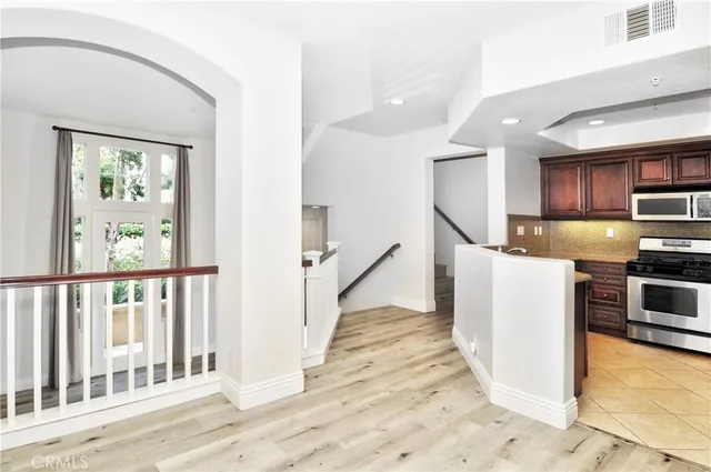 $4,300 | 165 Stepping Stone, Irvine, CA 92603