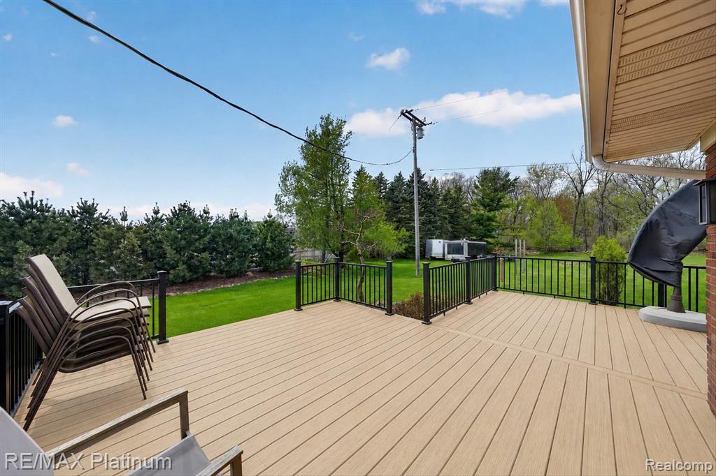7687 Parshallville Road Fenton, MI 48430 - Photo 45 of 50
