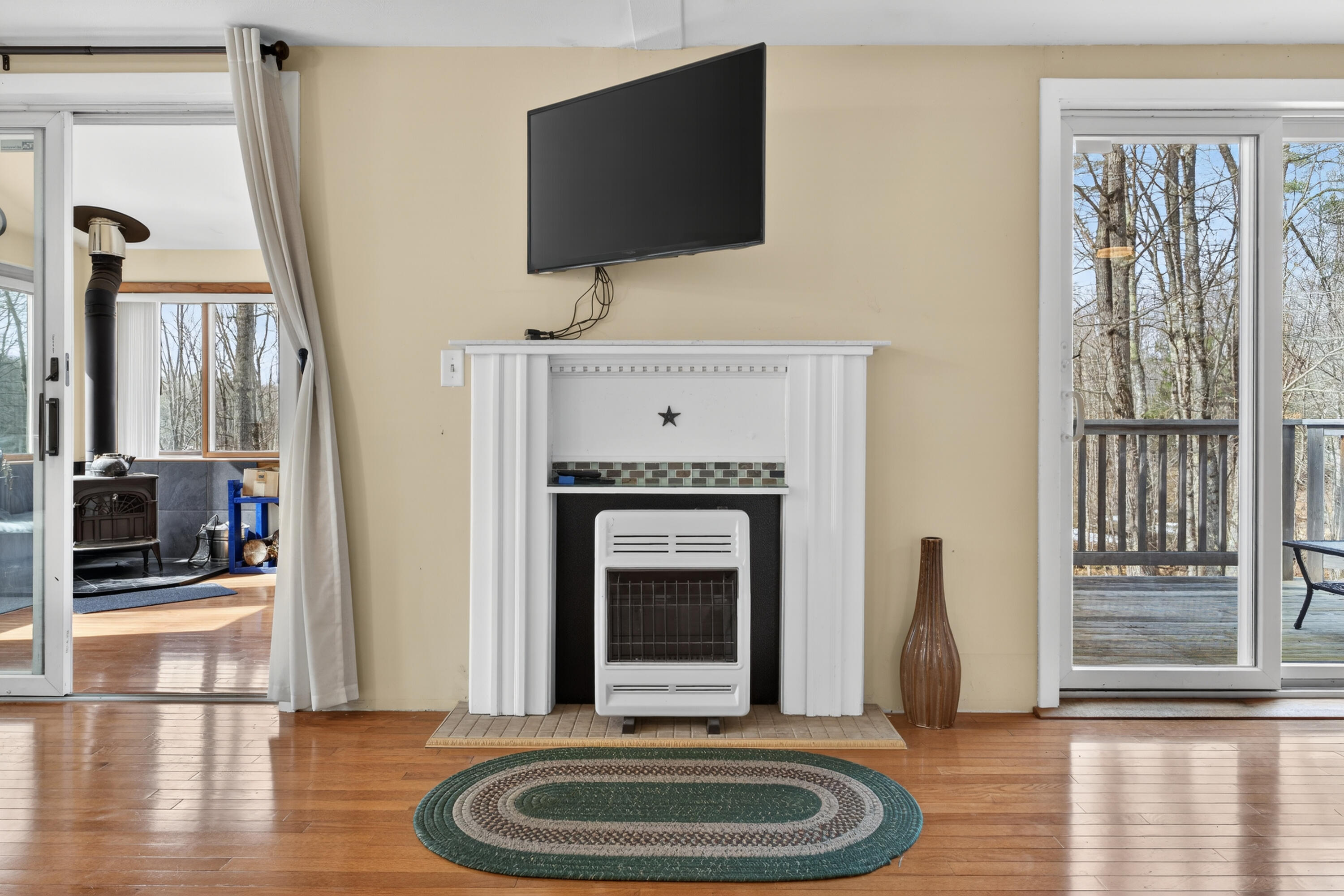 89 Boyds Corner Road South Berwick, ME 03908 - Photo 15 of 58 Propane Heater Insert