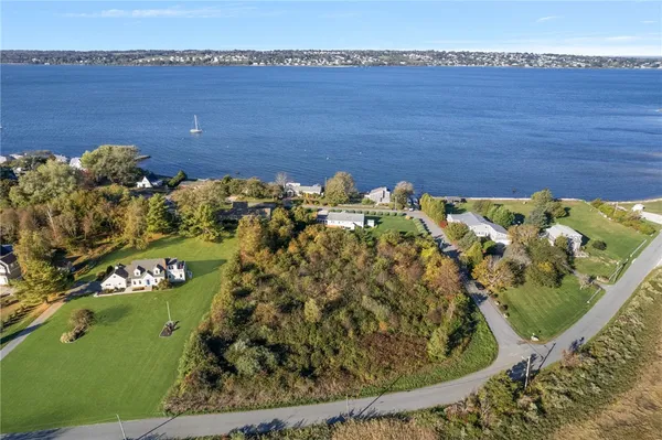 $699,000 | 0 Seapowet Avenue, Tiverton, RI 02878