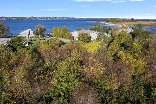 $699,000 | 0 Seapowet Avenue, Tiverton, RI 02878