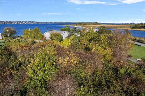 $699,000 | 0 Seapowet Avenue, Tiverton, RI 02878