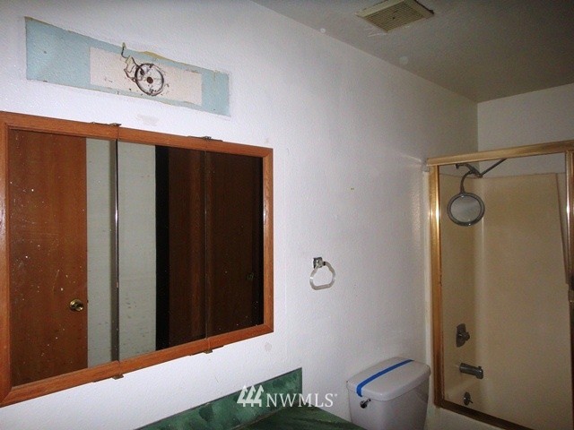 18849 Crescent Drive Southwest Rochester, WA 98579 - Photo 8 of 15