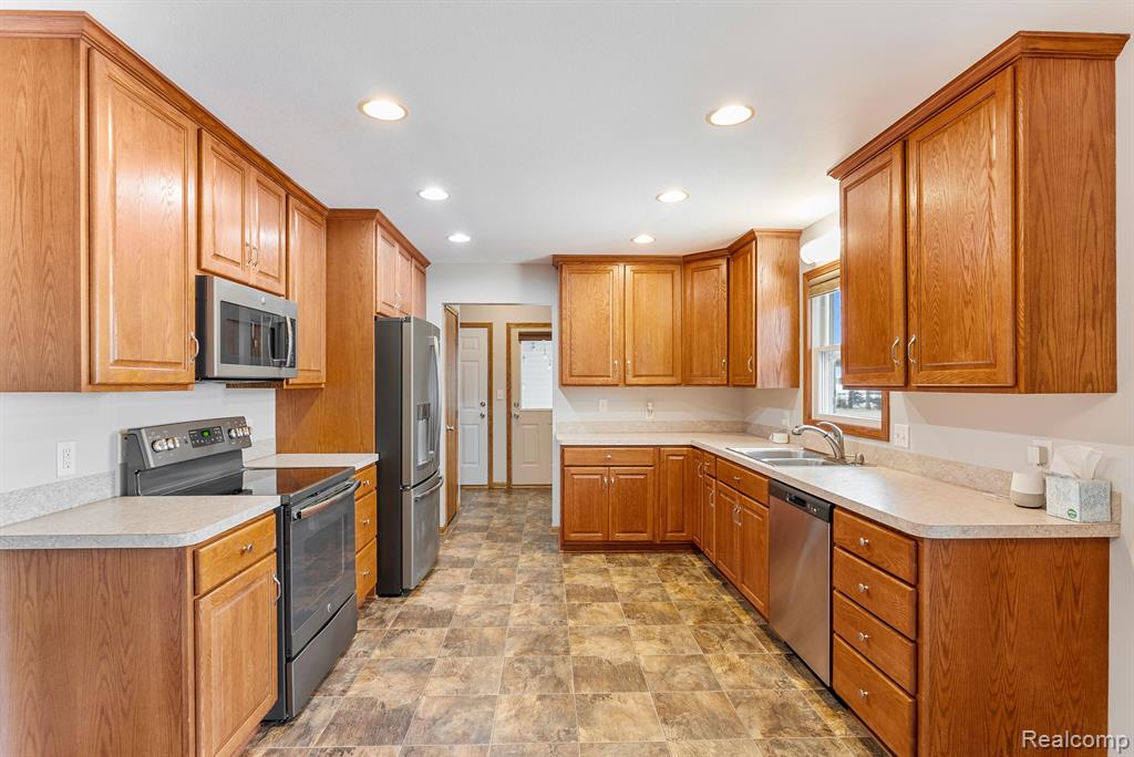 3460 South Reese Road Frankenmuth, MI 48734 - Photo 13 of 39